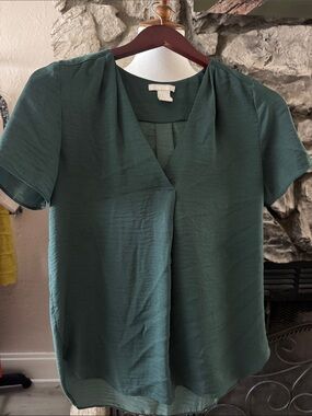H&M Short-Sleeve V-Neck Blouse in Deep Teal Green